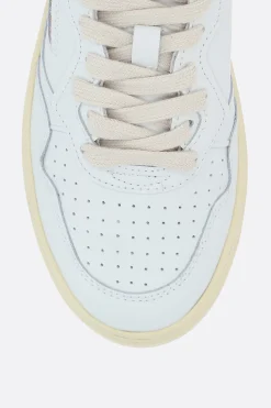 Women AUTRY Medalist smooth leather sneakers