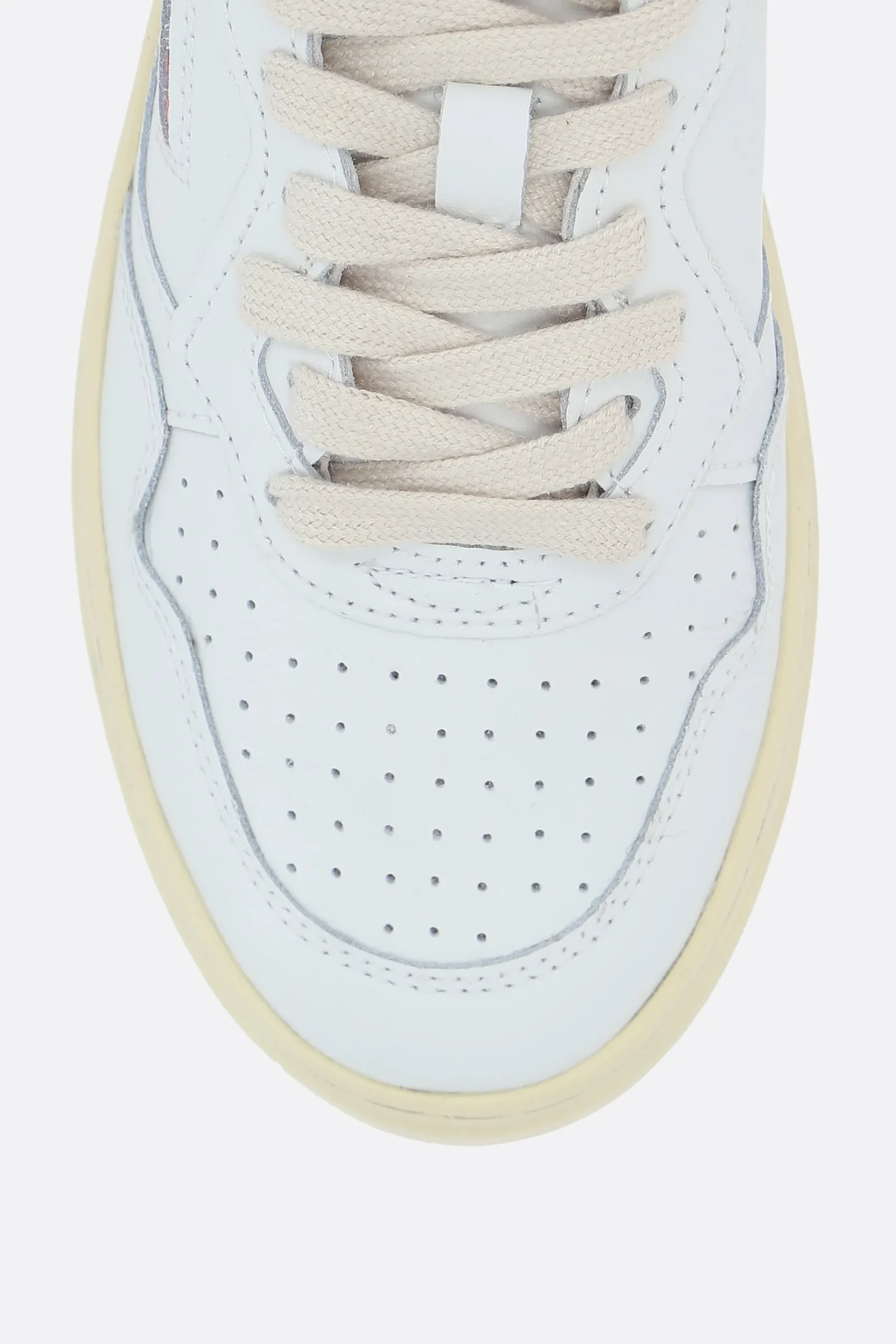 Women AUTRY Medalist smooth leather sneakers