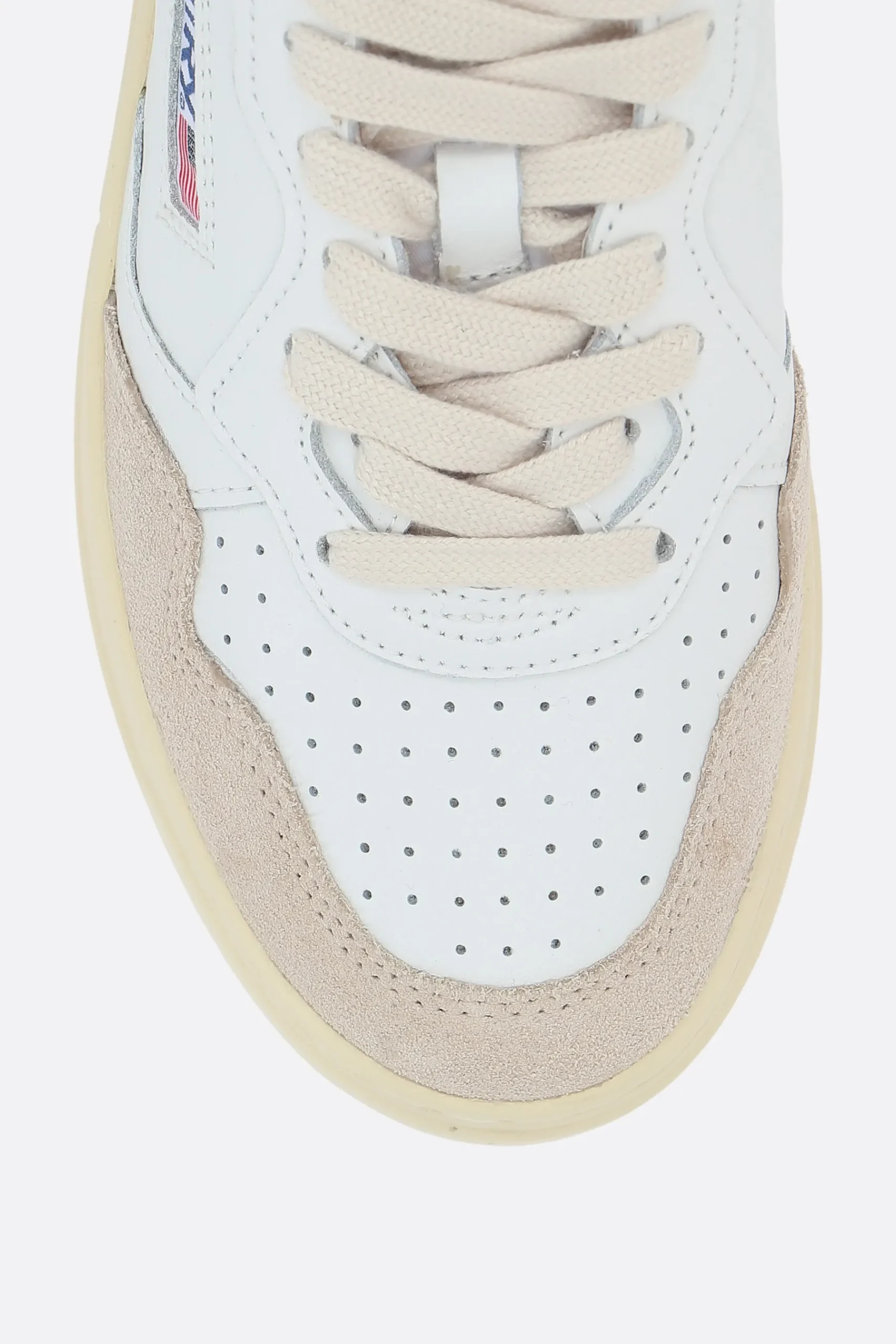 Women AUTRY Medalist sneakers in smooth leather and suede