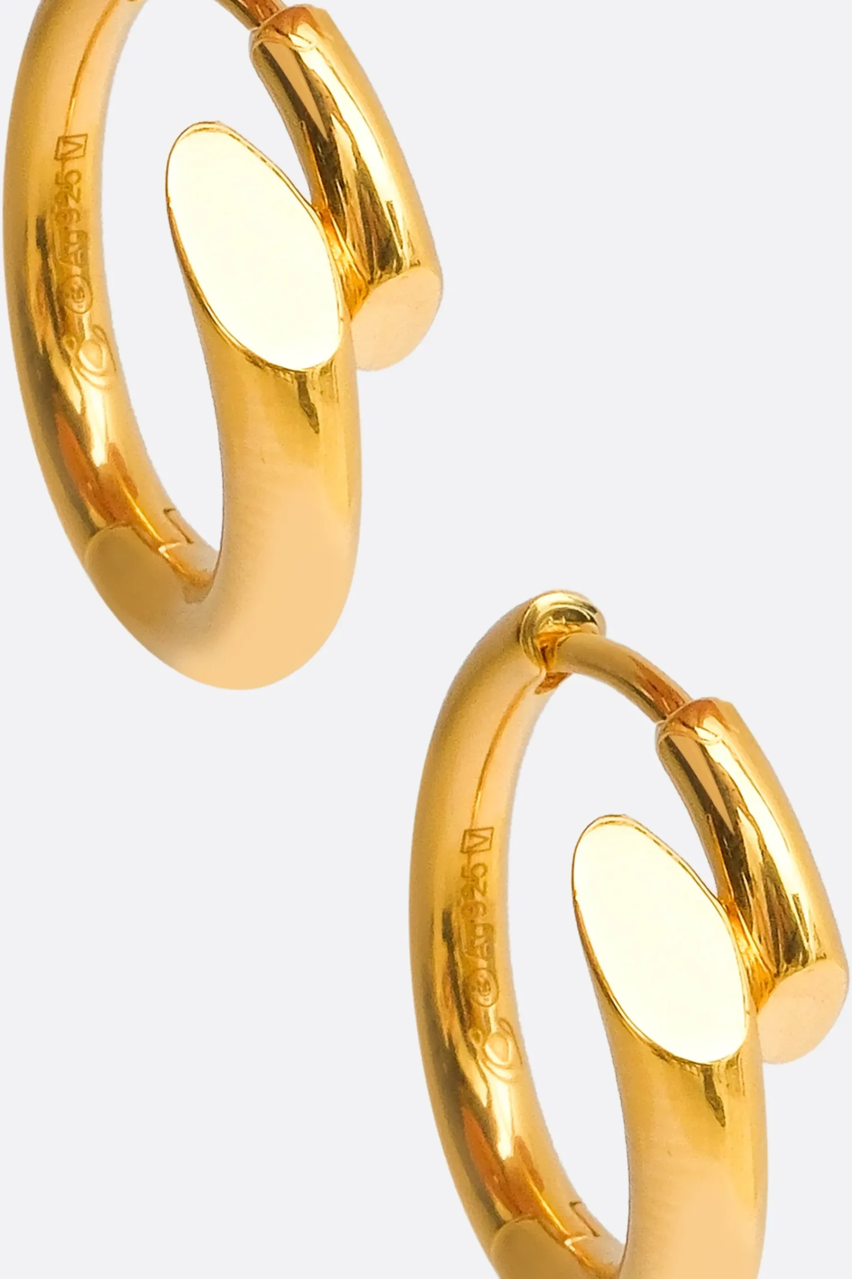 Women CHARLOTTE CHESNAIS Biseau hoop earrings