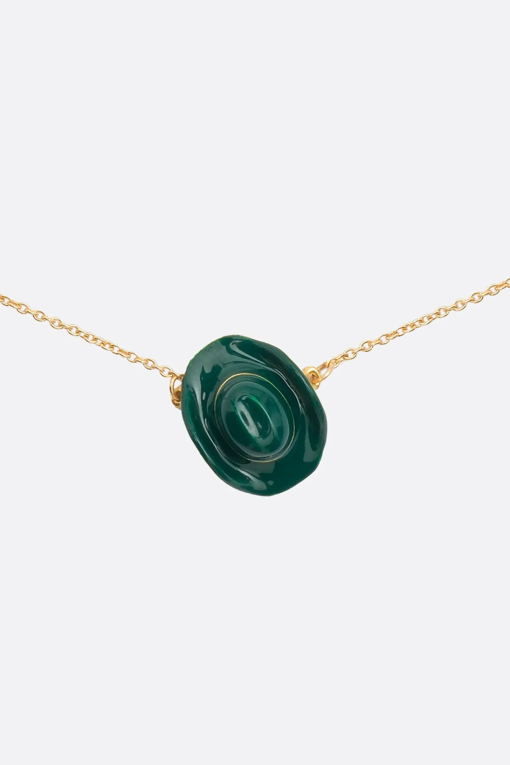 Women ALIITA Cowboy Hat necklace in yellow gold