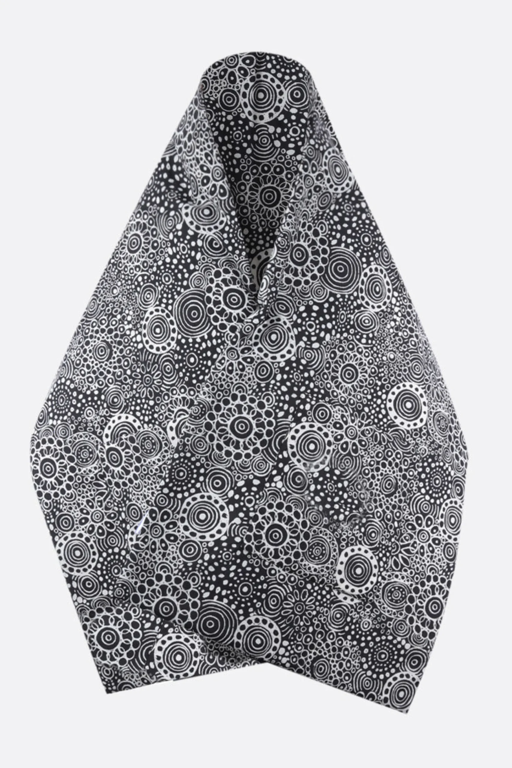Women 10 CORSO COMO graphic print nylon padded stole