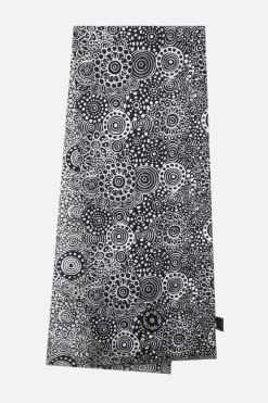 Women 10 CORSO COMO graphic print nylon padded scarf