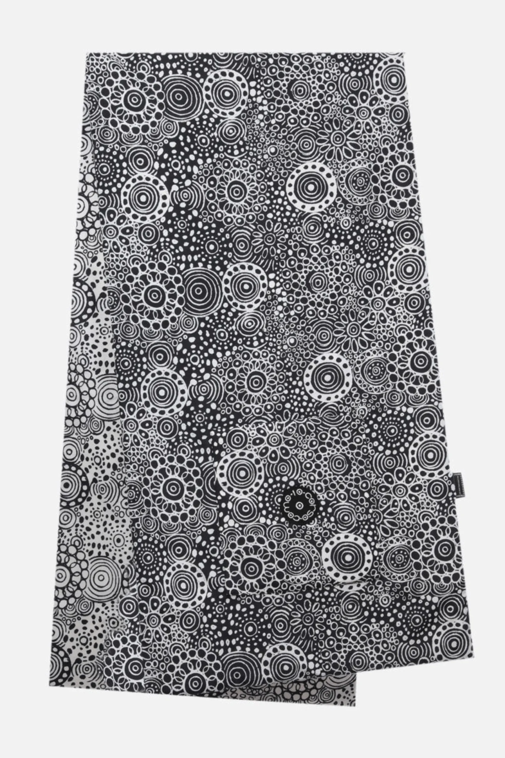 Women 10 CORSO COMO graphic print nylon padded stole