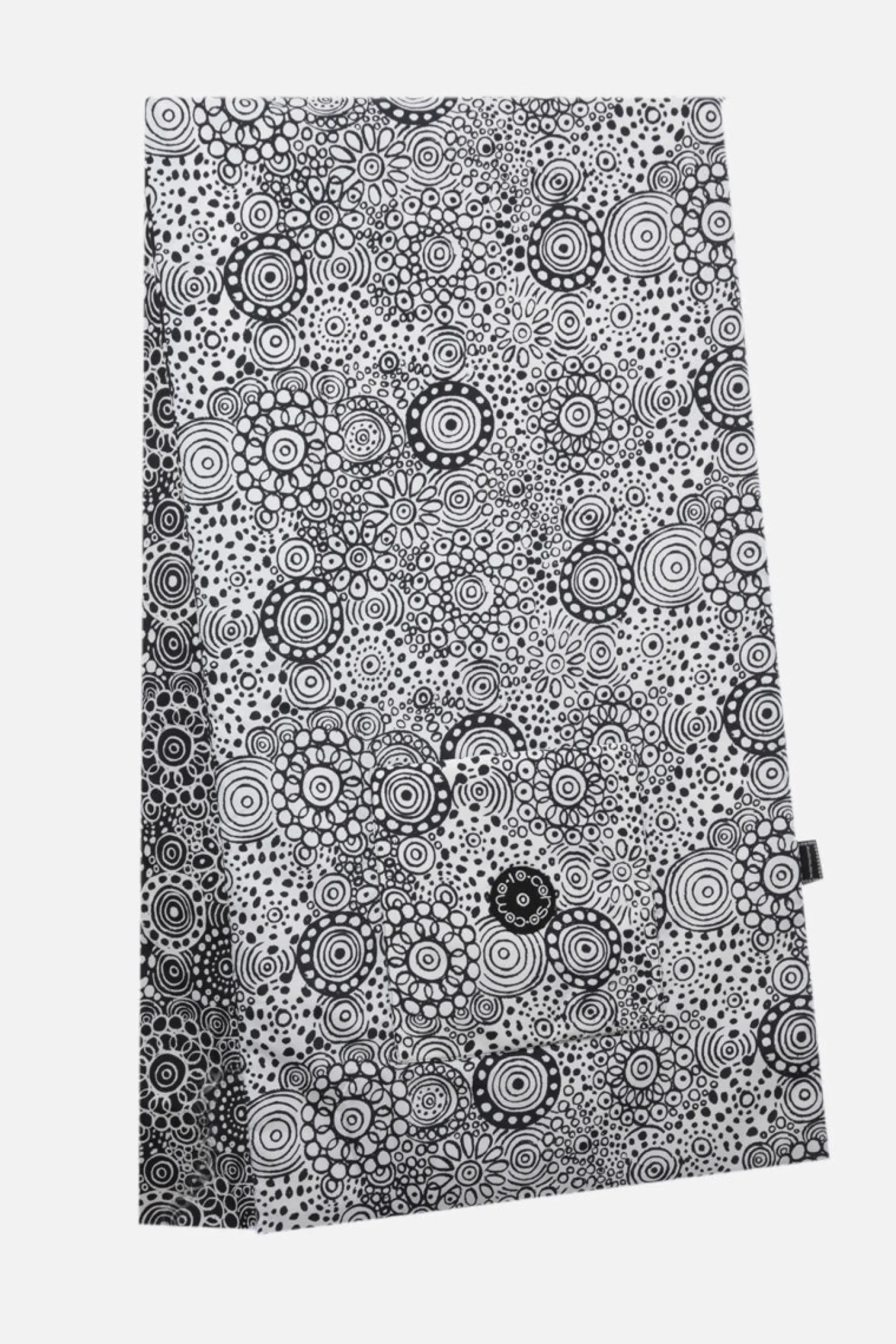 Women 10 CORSO COMO graphic print nylon padded stole
