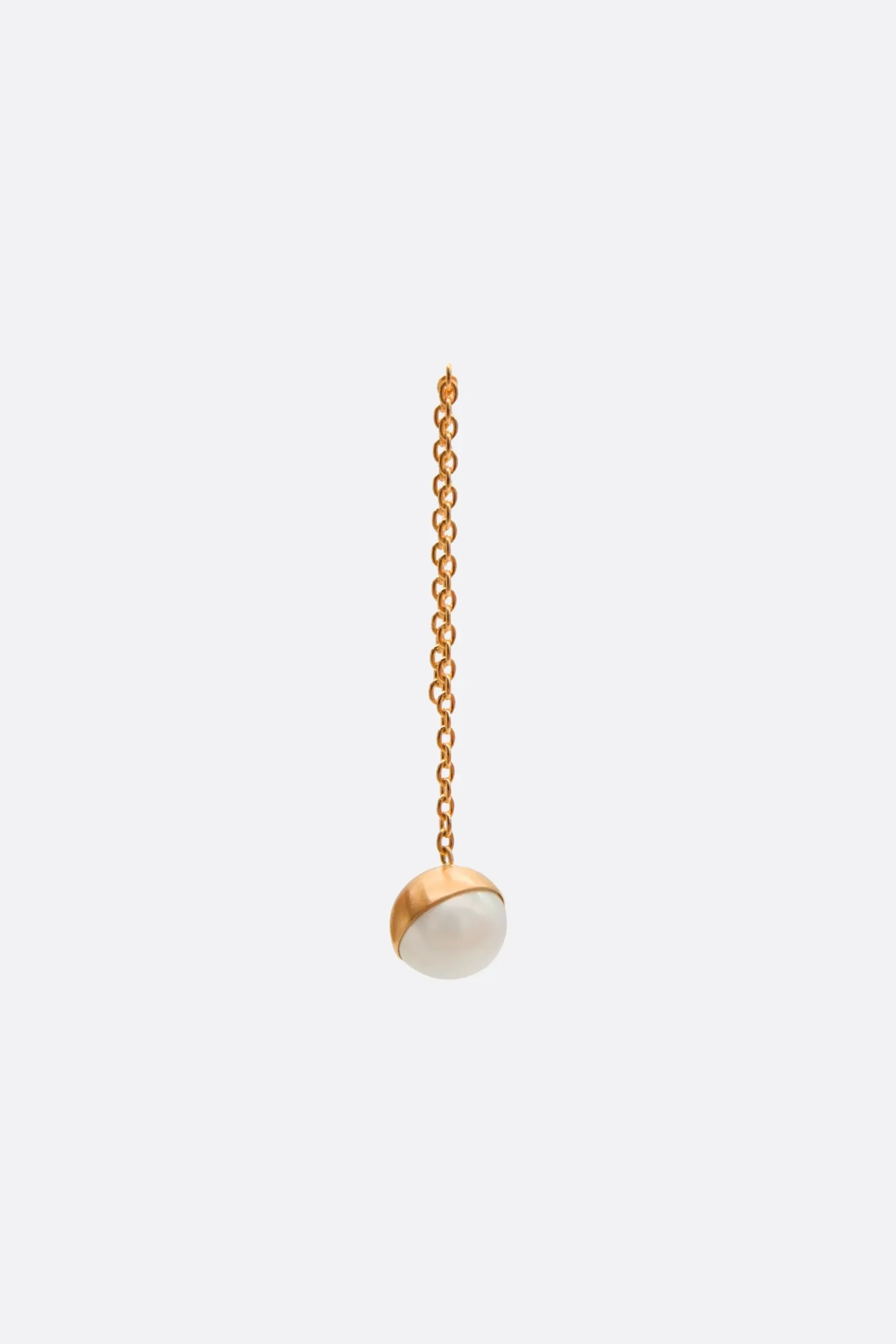 Women SHIHARA Half Pearl Chain 45° single earring