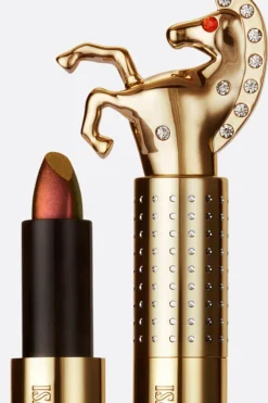 ISAMAYA Luckykiss lipstick