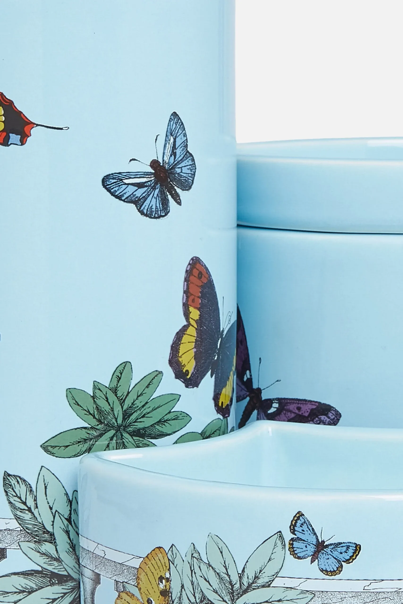FORNASETTI Nel Mentre set of three scented candles with Farfalle e balaustra Décor