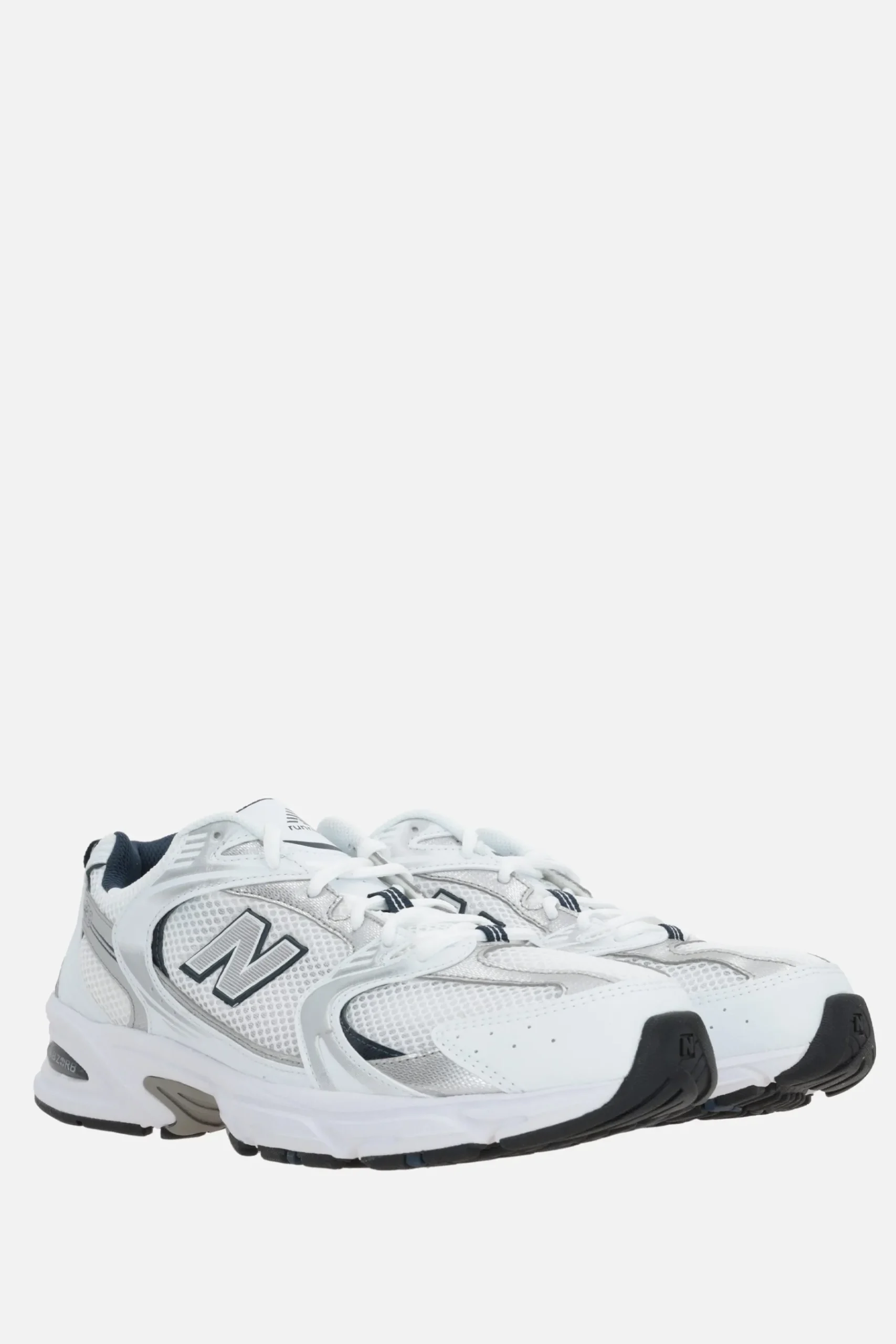 Women NEW BALANCE 530 sneakers in mesh
