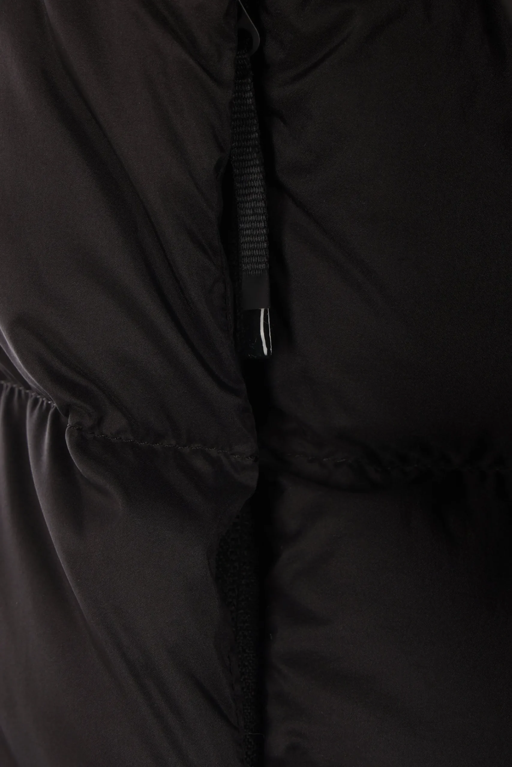 MONCLER Veumont down jacket in nylon