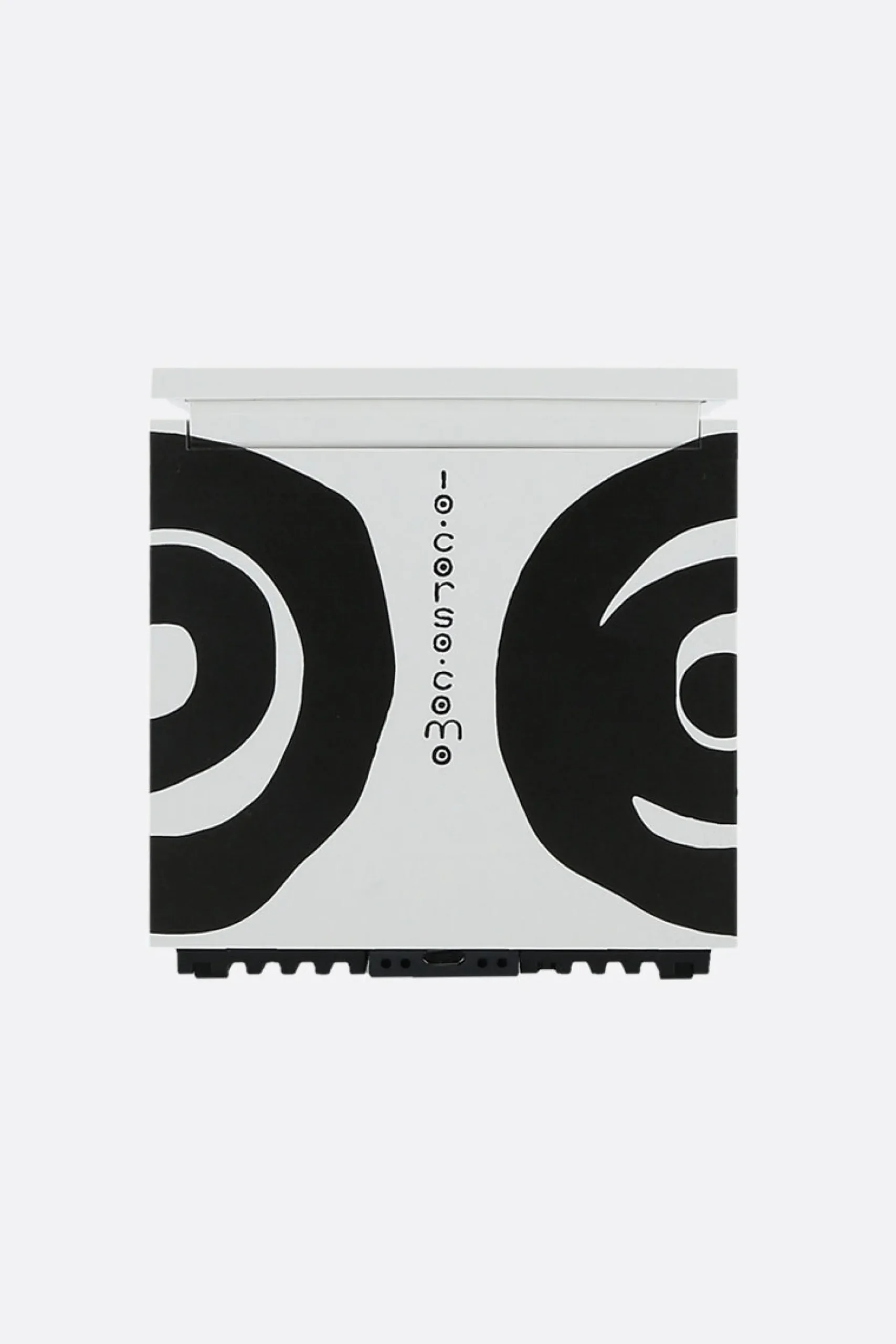 CINI&NILS X 10 CORSO COMO wireless cuboluce with signature circles design